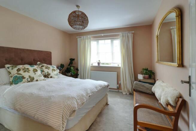 Bedroom 2 (Double)