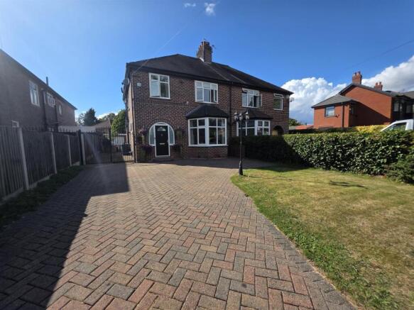 Ferndown Road