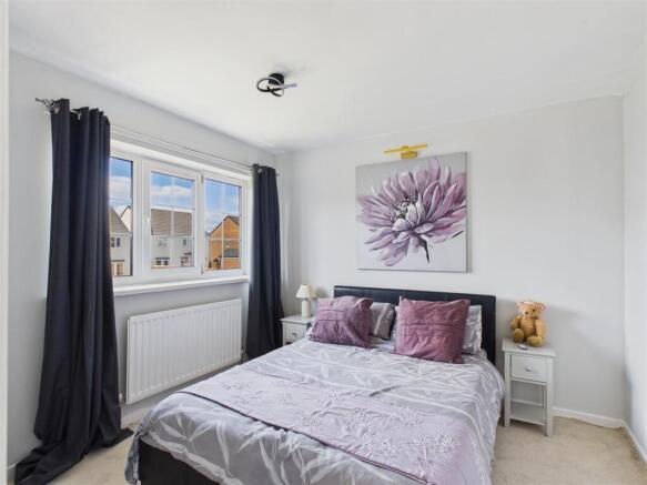 3 bed Detached for sale Image 11