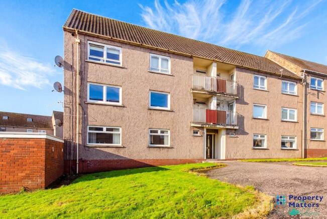 2 Bedroom Ground Floor Flat