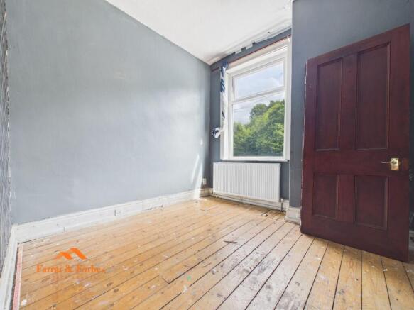 4 bed Terraced for sale Image 9
