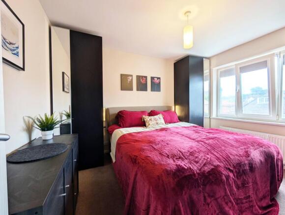 3 bed Detached for sale Image 11