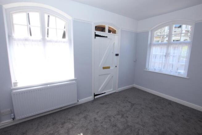 Sitting Room/Dining