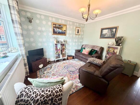 2 bed Terraced for sale Image 5