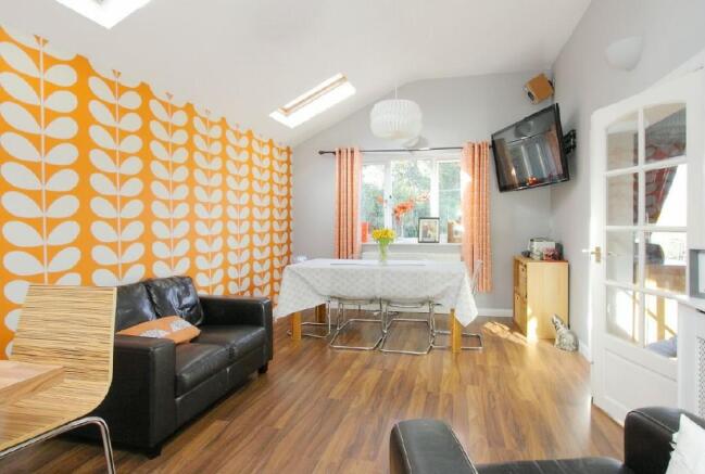 Kitchen/Dining Room