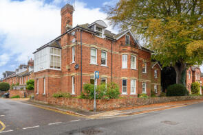 3, 13 Leighton House, Glade Road, Marlow SL7 1EA