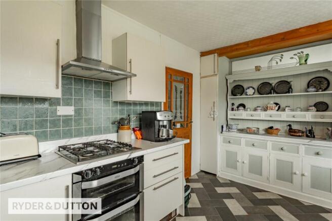 3 bed Detached Bungalow for sale Image 9