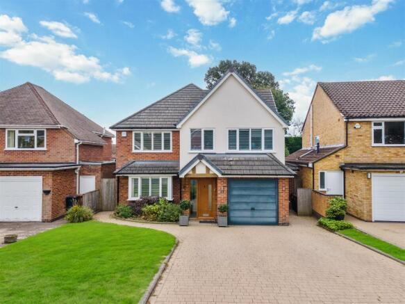 31 Westfield Close_1.jpg
