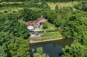 Avonside, Bath Road, North Stoke, Bath BA1 9AN