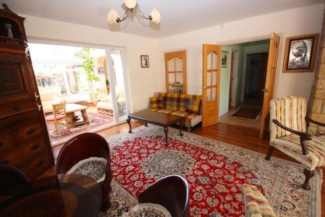 Sitting Room (4) 