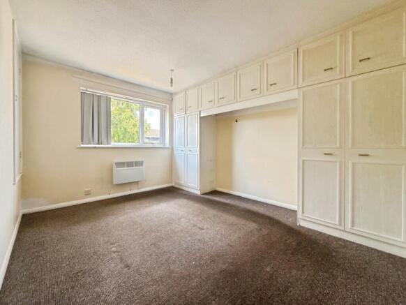 2 bed Apartment for sale Image 9