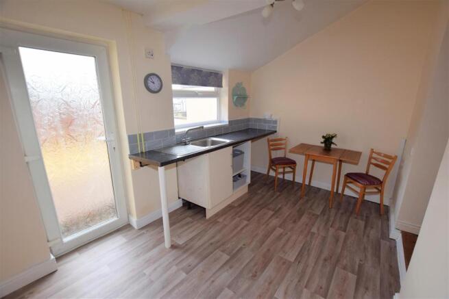 Kitchen/Breakfast Room