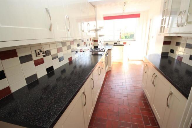 kitchen 1 .jpg
