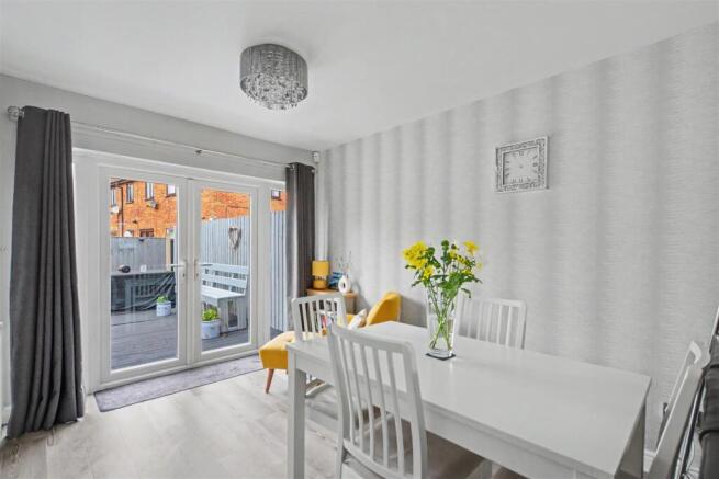 Dining Room_1.jpeg