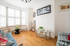 105, Warren Road, London E10 5PZ