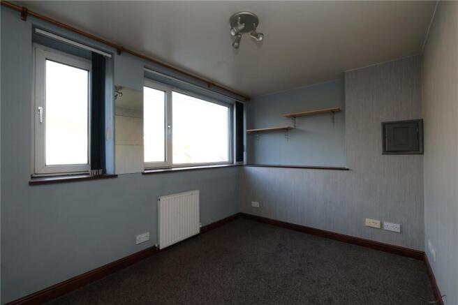 3 bed Terraced for sale Image 12