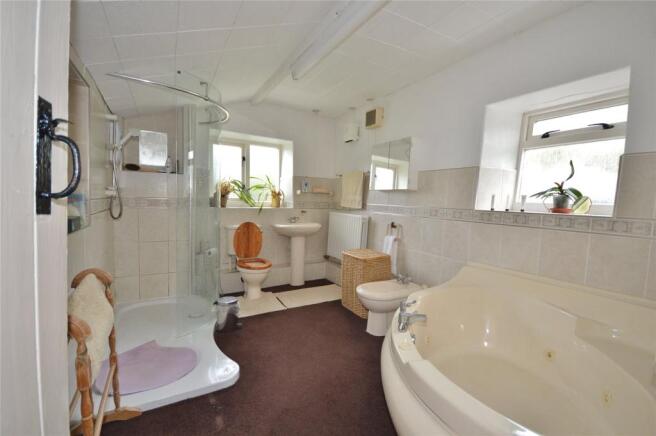 Bathroom 2