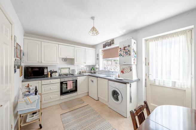 2 bed Terraced for sale Image 4