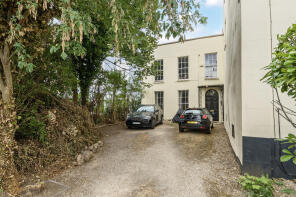 92, Bath Road, Cheltenham GL53 7JT