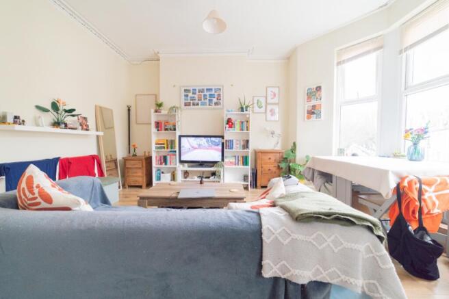 Call 02920 454555 to secure your viewing_1