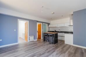 31c, Holton Road, Barry CF63 4HA