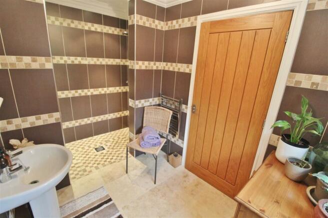 WET ROOM