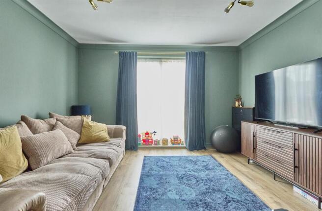 Lounge to rear
