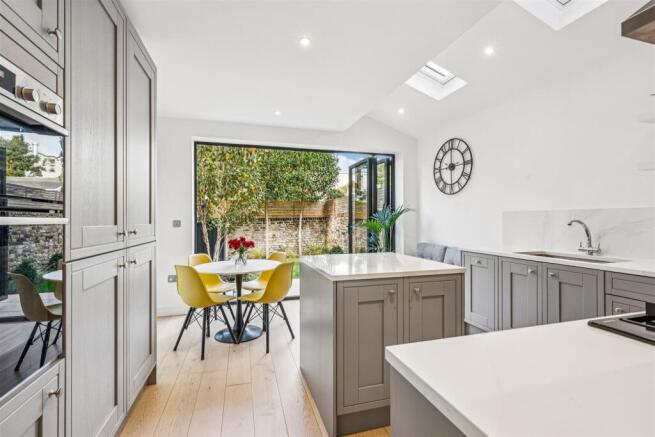 Saville Road, W4 - FOR SALE