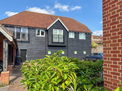 Hankins Court, Jacklyns Lane, Alresford, Hampshire, SO24 9FD