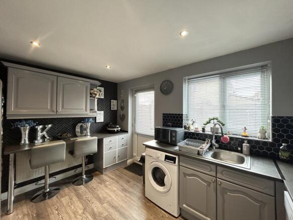 Kitchen 1