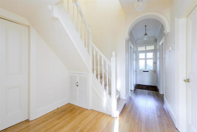 8277479-interior11.j