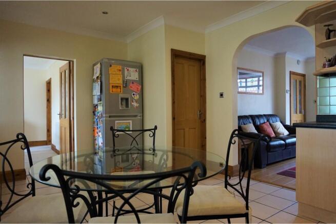 Kitchen / Breakfast