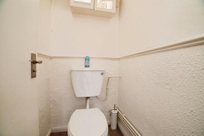 3 bed Terraced for sale Image 12