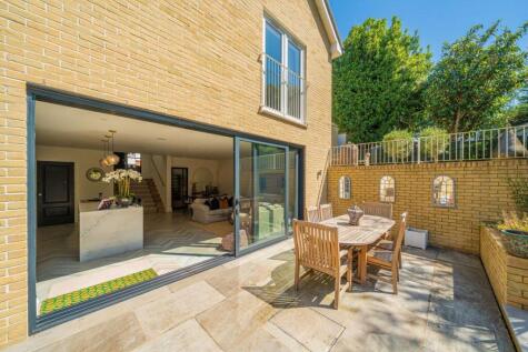 Kings Drive, Thames Ditton