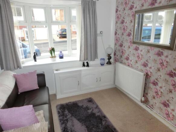 Wythwood Road 10 Bed2.jpg