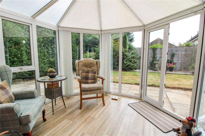 4 bed Detached for sale Image 9