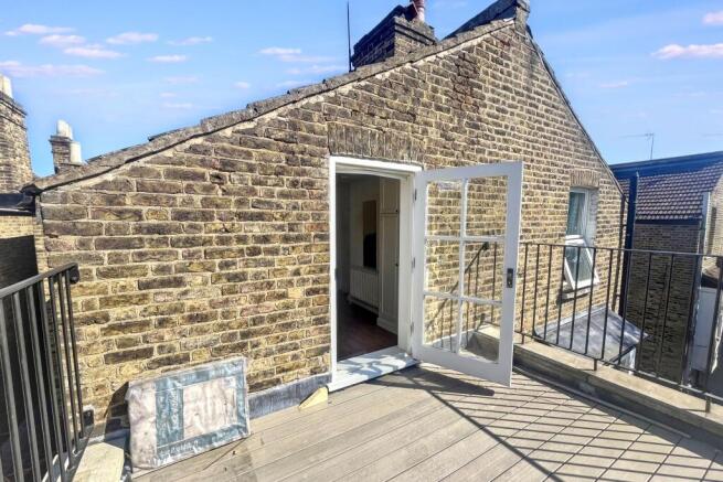 Flat 4, 52 Gleneagle Road, Streatham, London, SW16 6AF