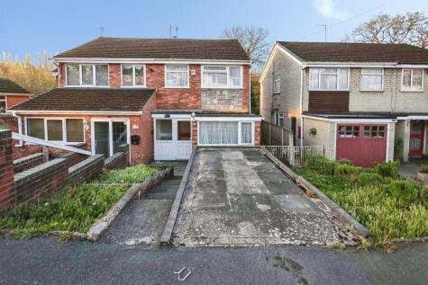 Chelford Crescent, Kingswinford