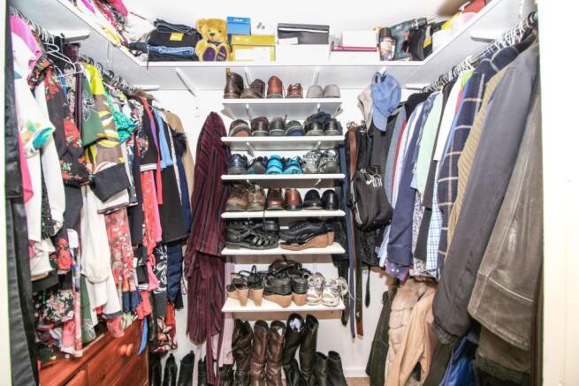 Walk-in Wardrobe