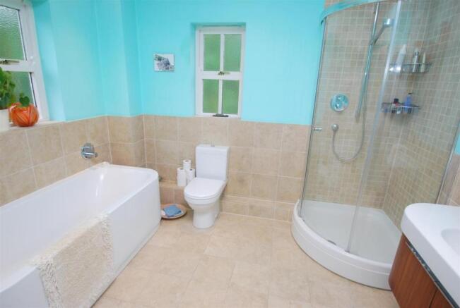 Ensuite