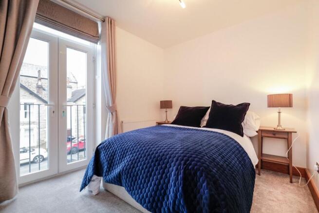 2 bed Duplex for sale Image 8