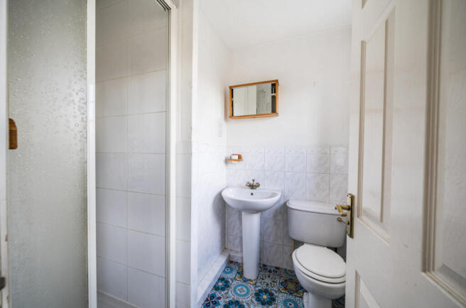 4 bed Detached for sale Image 7