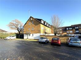 144, Boleyn Way, New Barnet, Barnet EN5 5JS