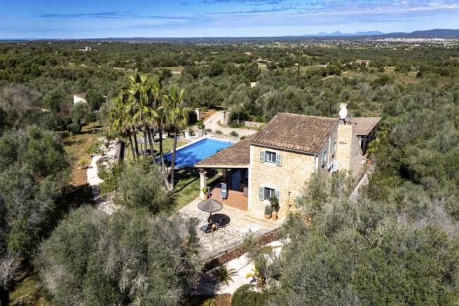 Nice Finca with views
