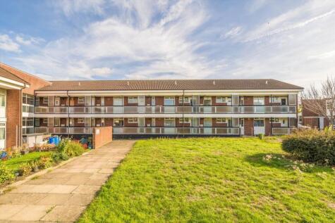 Charlesfield, Eltham