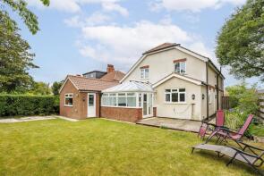 Berhilholme, Hull Road, Osgodby, Selby YO8 5HG