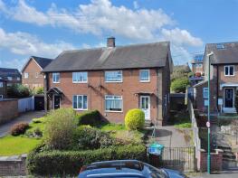 27, Pedmore Valley, Nottingham NG5 5NZ
