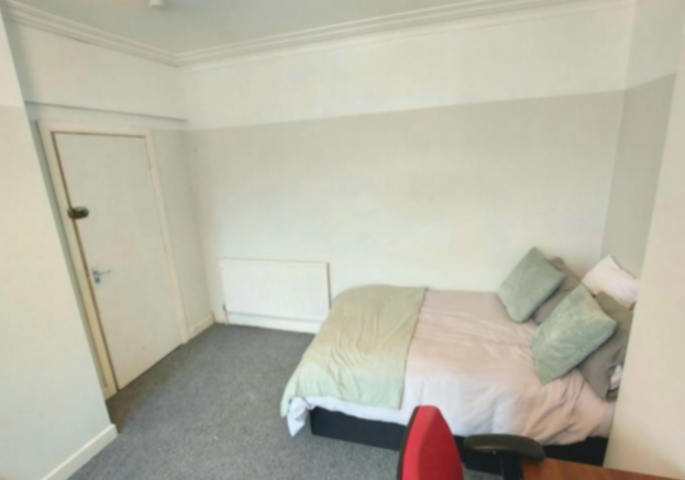 8 bed Terraced to rent Image 11