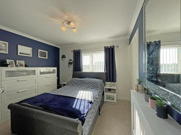 Inchkeith Road 29 Bed 1.jpg