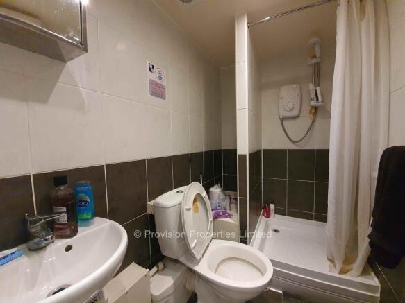 5 bed Terraced to rent Image 10